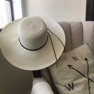 Sun hat